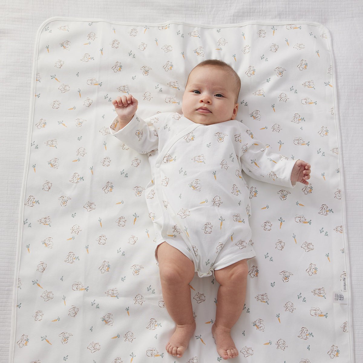 Cute Rabbit Waterproof Baby White Changing Mat-0